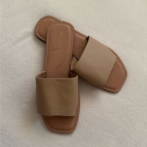 AE SLIDE SANDAL